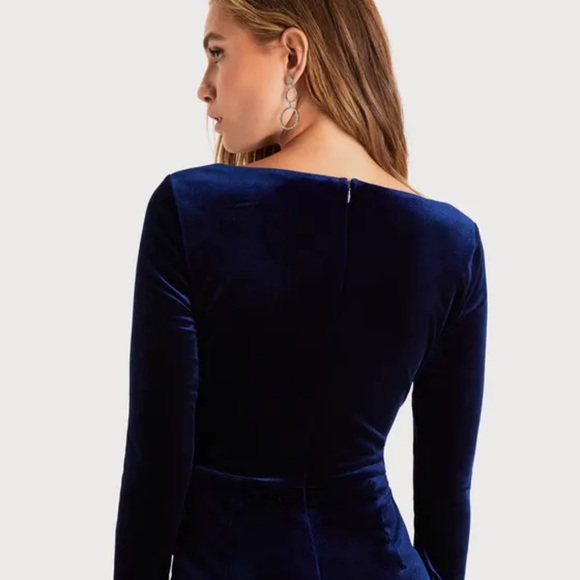 Admirable Aura Navy Blue Velvet Long Sleeve Skort Romper - Picture 3 of 7